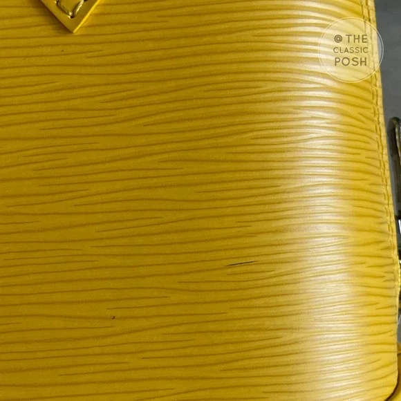 ❌SOLD❌Louis Vuitton BB Alma EPI Citron Yellow Leather Crossbody Bag - Picture 7 of 15